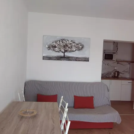 Frane * Starigrad Paklenica
