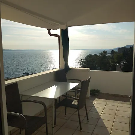 Frane Apartment *