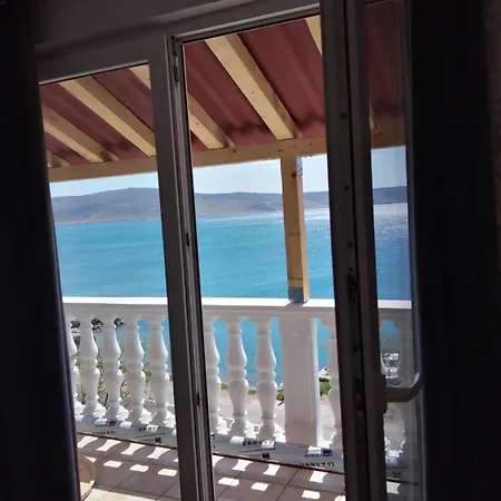 Frane Apartment Starigrad Paklenica