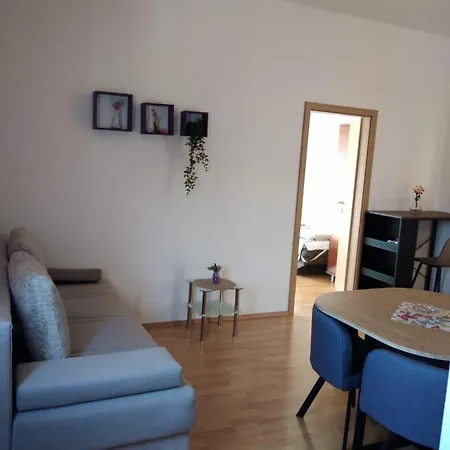 Frane Apartment Starigrad Paklenica