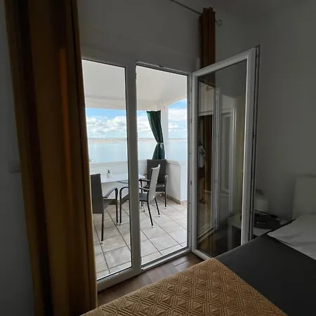 Frane * Starigrad Paklenica