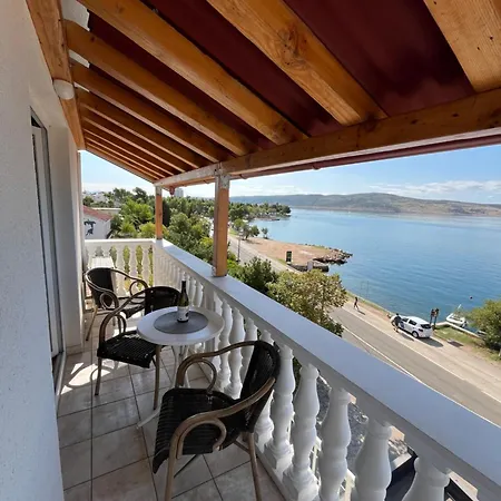 Appartement Frane Starigrad Paklenica