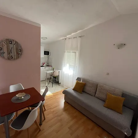 Lägenhet Frane Starigrad Paklenica